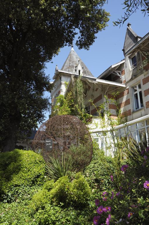 Hotel L'Yeuse - Teritoria Châteaubernard Exterior foto